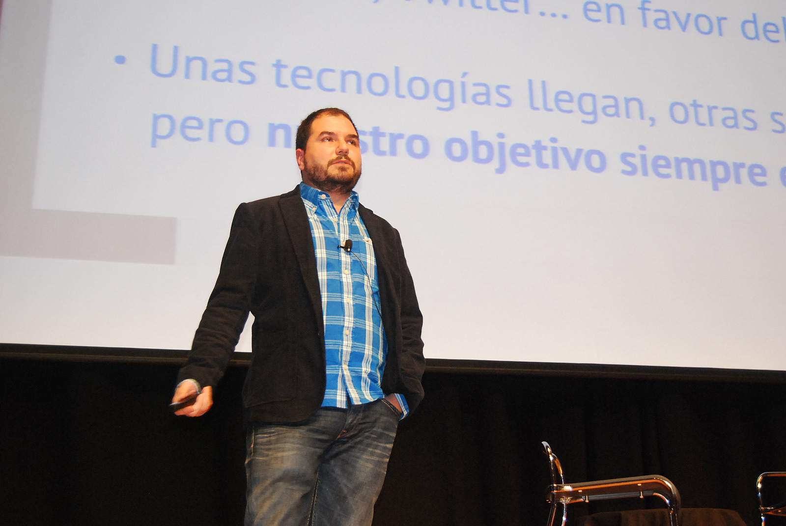 Manuel Moreno, durante la ponencia. Imagen tomada de Congresoperiodismo.com.
